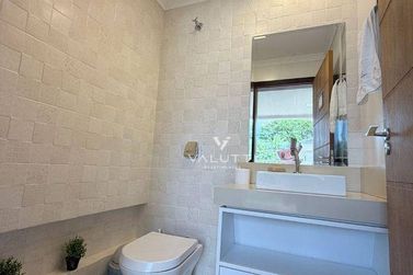 Casa &agrave; venda - 388m&sup2; - Condom&iacute;nio Vila Residencial B