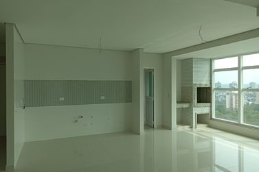 Apartamento &agrave; venda - 203m&sup2; - Centro