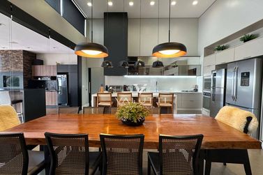 Casa &agrave; venda - 407m&sup2; - Condom&iacute;nio Residencial Reserva Igua&ccedil;u