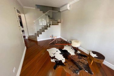 Sobrado &agrave; venda - 247m&sup2; - Jardim Eliza I