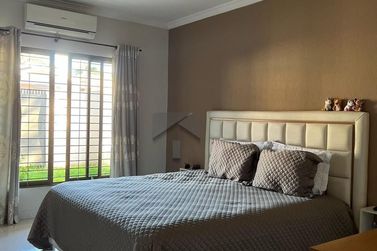 Casa &agrave; venda - 238m&sup2; - Jardim Social I