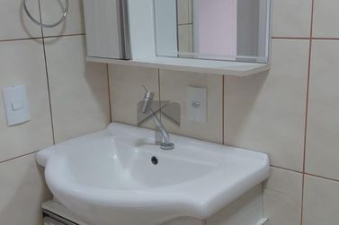 Casa &agrave; venda - 180m&sup2; - Jardim Copacabana