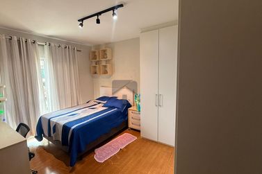 Sobrado &agrave; venda - 245m&sup2; - Jardim Sao Rafael I