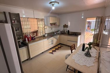 Casa &agrave; venda - 206m&sup2; - Jardim Dona Fatima Osman