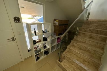 Casa &agrave; venda - 338m&sup2; - Klp