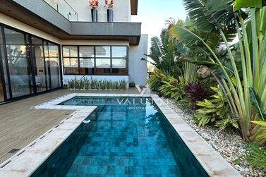 Sobrado &agrave; venda - 356m&sup2; - Condom&iacute;nio &Aacute;guas Claras
