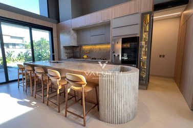 Casa &agrave; venda - 251m&sup2; - Royal Boulevard Yacht Residence e Resort