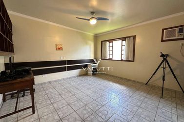 Sobrado &agrave; venda - 450m&sup2; - Parque Residencial Karla