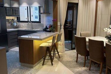 Apartamento &agrave; venda - 192m&sup2; - Centro