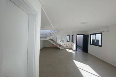 Sobrado &agrave; venda - 300m&sup2; - Jardim Petr&oacute;polis
