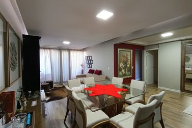 Apartamento &agrave; venda - 133m&sup2; - Centro