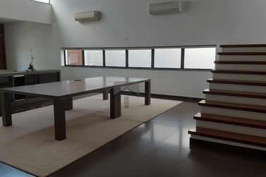 Casa &agrave; venda - 760m&sup2; - Maracan&atilde;