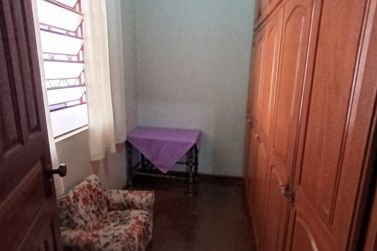 Ch&aacute;cara &agrave; venda - 150m&sup2; - Mata Verde