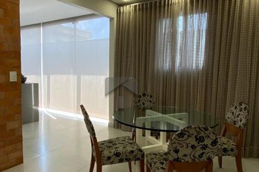 Casa &agrave; venda - 262m&sup2; - Jardim Bandeirantes