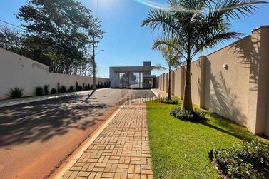 Terreno &agrave; venda - 660m&sup2; - Condominio Fechado Reserva do Igua&ccedil;u