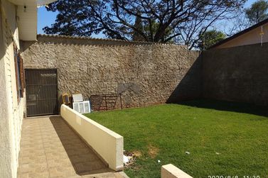 Casa &agrave; venda - 150m&sup2; - Vila A