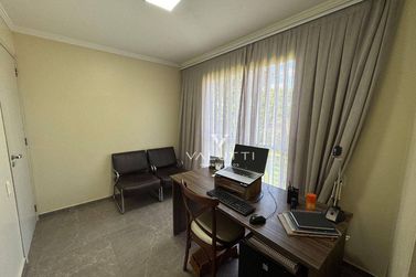 Casa &agrave; venda - 200m&sup2; - Vila A