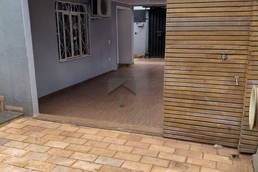 Casa &agrave; venda - 130m&sup2; - Tr&ecirc;s Lagoas