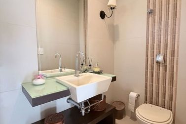 Sobrado &agrave; venda - 464m&sup2; - Condominio Residencial Lago dos Cisnes