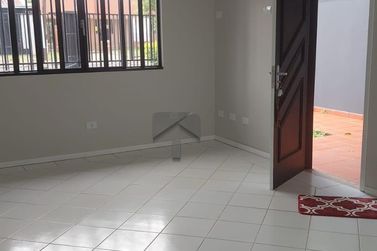 Casa &agrave; venda - 180m&sup2; - Jardim Copacabana