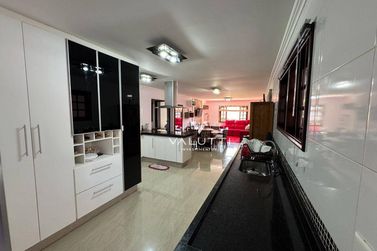 Casa &agrave; venda - 280m&sup2; - Jardim Panorama