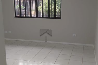 Casa &agrave; venda - 180m&sup2; - Jardim Copacabana
