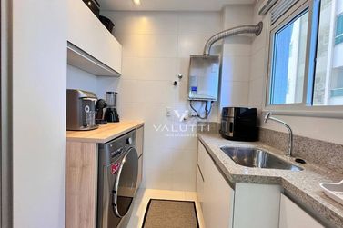 Apartamento &agrave; venda - 200m&sup2; - Meia Praia