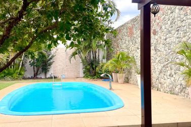 Casa &agrave; venda - 312m&sup2; - Jardim Eliza II