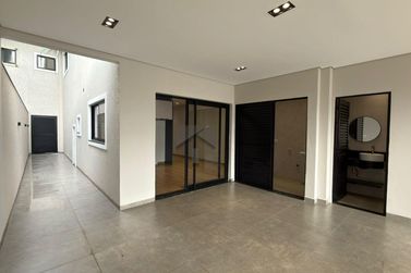 Sobrado para alugar - 240m&sup2; - Yolanda