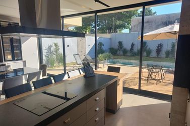 Casa &agrave; venda - 234m&sup2; - Bairro Bourgon