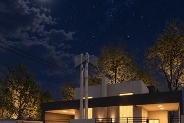 Casa &agrave; venda - 84m&sup2; - Lote Grande