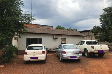 Sal&atilde;o Comercial para alugar - 890m&sup2; - Distrito Industrial