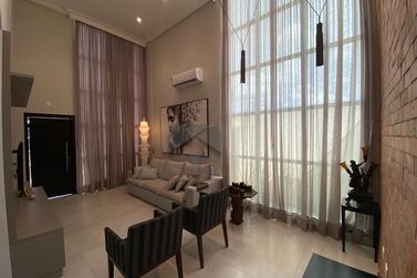 Casa &agrave; venda - 262m&sup2; - Jardim Bandeirantes