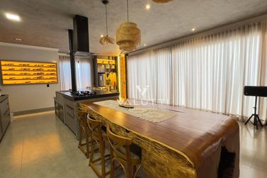 Casa &agrave; venda - 267m&sup2; - Condom&iacute;nio Arco de Paris