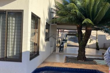Casa &agrave; venda - 238m&sup2; - Jardim Social I