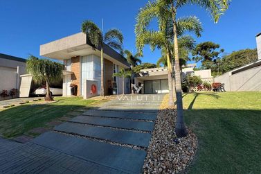 Casa &agrave; venda - 352m&sup2; - Condom&iacute;nio Residencial Dom Laurindo
