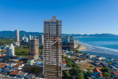 Apartamento &agrave; venda - 110m&sup2; - Centro