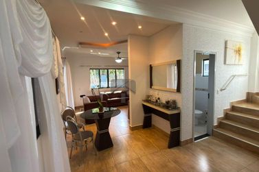 Sobrado &agrave; venda - 375m&sup2; - Porto Meira