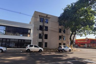 Sala Comercial para alugar - 64m&sup2; - Centro