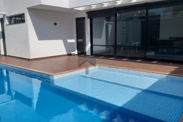Casa &agrave; venda - 760m&sup2; - Maracan&atilde;