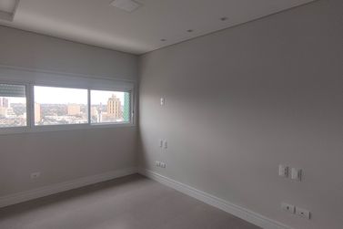 Apartamento &agrave; venda - 153m&sup2; - Centro