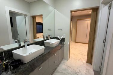Casa &agrave; venda - 215m&sup2; - Condom&iacute;nio Residencial Vila A Park