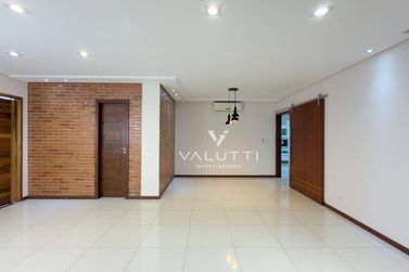 Casa &agrave; venda - 373m&sup2; - Condom&iacute;nio Solar das Palmeiras
