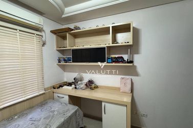 Casa &agrave; venda - 280m&sup2; - Jardim Panorama