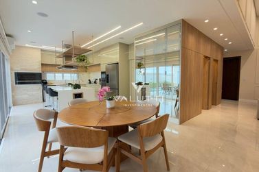 Casa &agrave; venda - 225m&sup2; - Royal Boulevard Yacht Residence e Resort