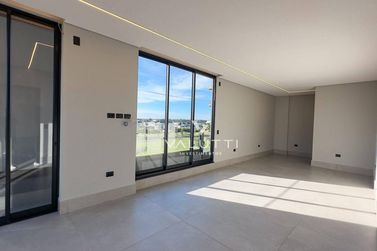Sobrado &agrave; venda - 400m&sup2; - Royal Boulevard Yacht Residence e Resort