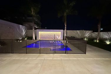 Sobrado &agrave; venda - 472m&sup2; - Condom&iacute;nio Residencial Esmeralda