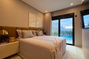 Casa &agrave; venda - 284m&sup2; - Carim&atilde;