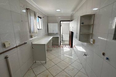 Apartamento para alugar - 400m&sup2; - Centro