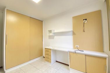 Apartamento &agrave; venda - 122m&sup2; - Centro